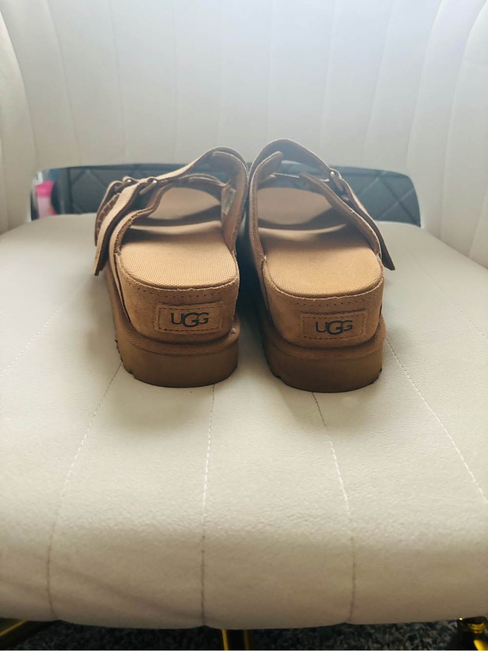 Woman double buckle tan sandals in perfect condition like new size 7.5